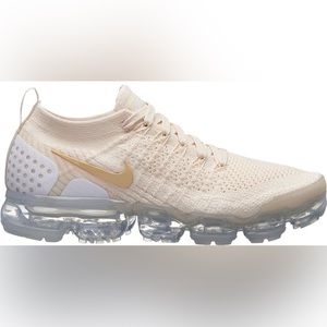 Size 8.5 - Nike Air VaporMax Flyknit 2 Light Cream 2018